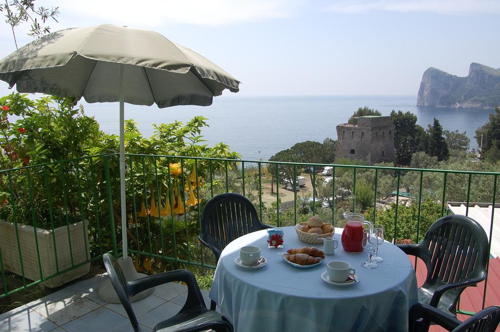 Marina Del Cantone Chalet Nerano Room photo